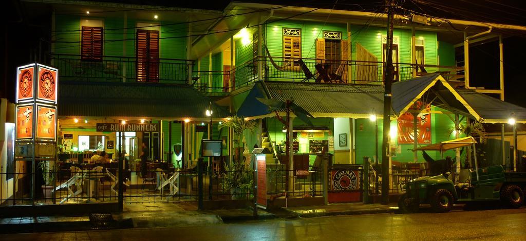 Hotel Casa Max Bocas del Toro Extérieur photo